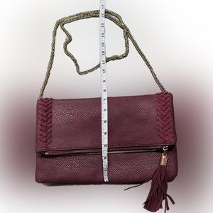 🌺OKPTA Burgundy Vegan Leather Clutch with Gold Chain🌸🌺